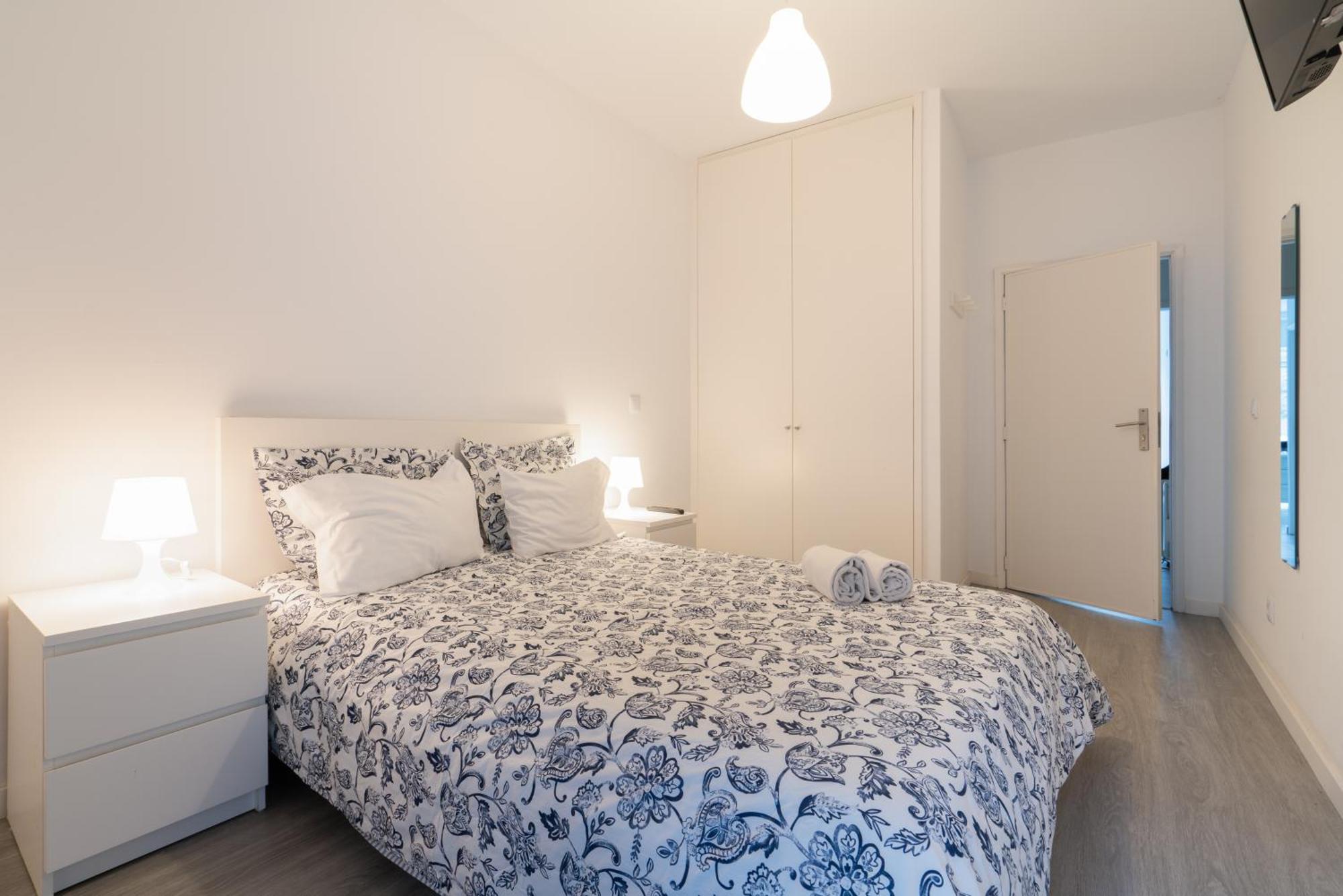 Double Room,1558410592:JPEG